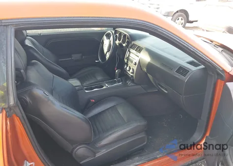 2011 Dodge Challenger z USA, uszkodzony, nr VIN 2B3CJ4DG2BH605145